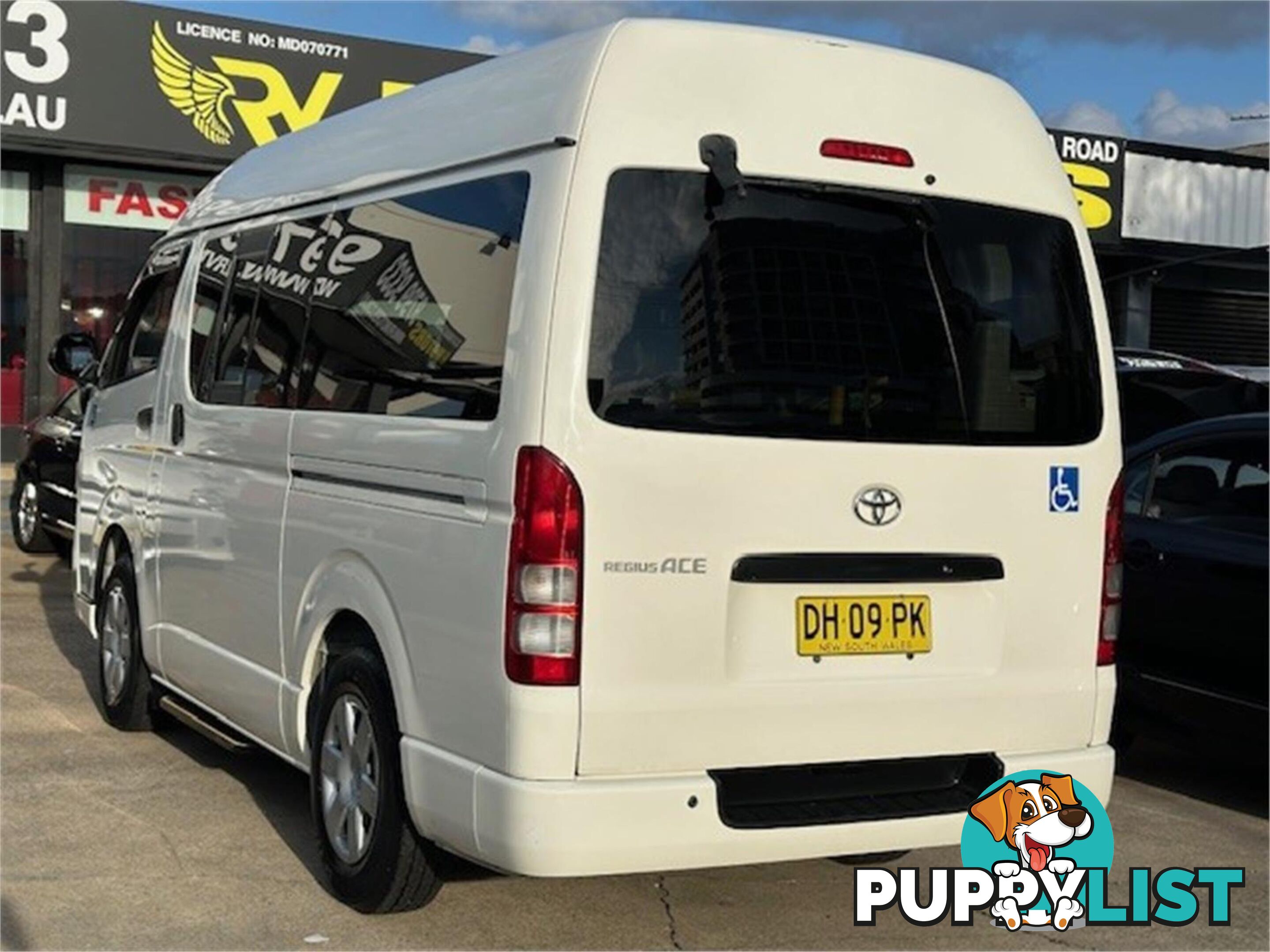 2012 TOYOTA HIACE WELCAB TRH200 5D VAN