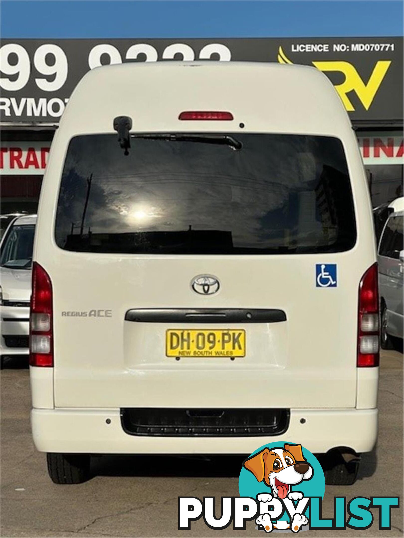 2012 TOYOTA HIACE WELCAB TRH200 5D VAN