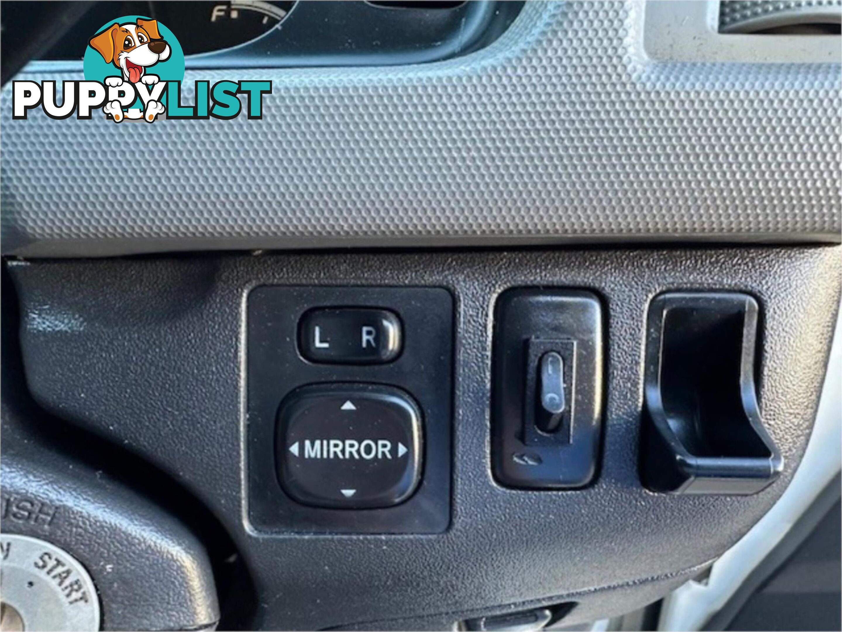 2006 TOYOTA HIACE LWBREFRIGERATED KDH200R 4D VAN LWB