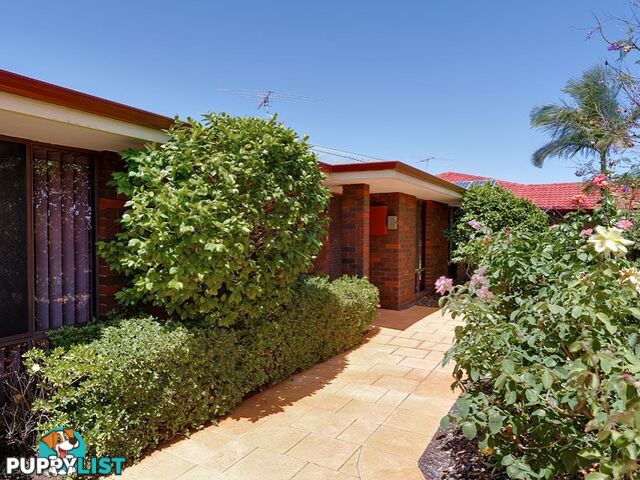 9 Nigel Court LEEMING WA 6149