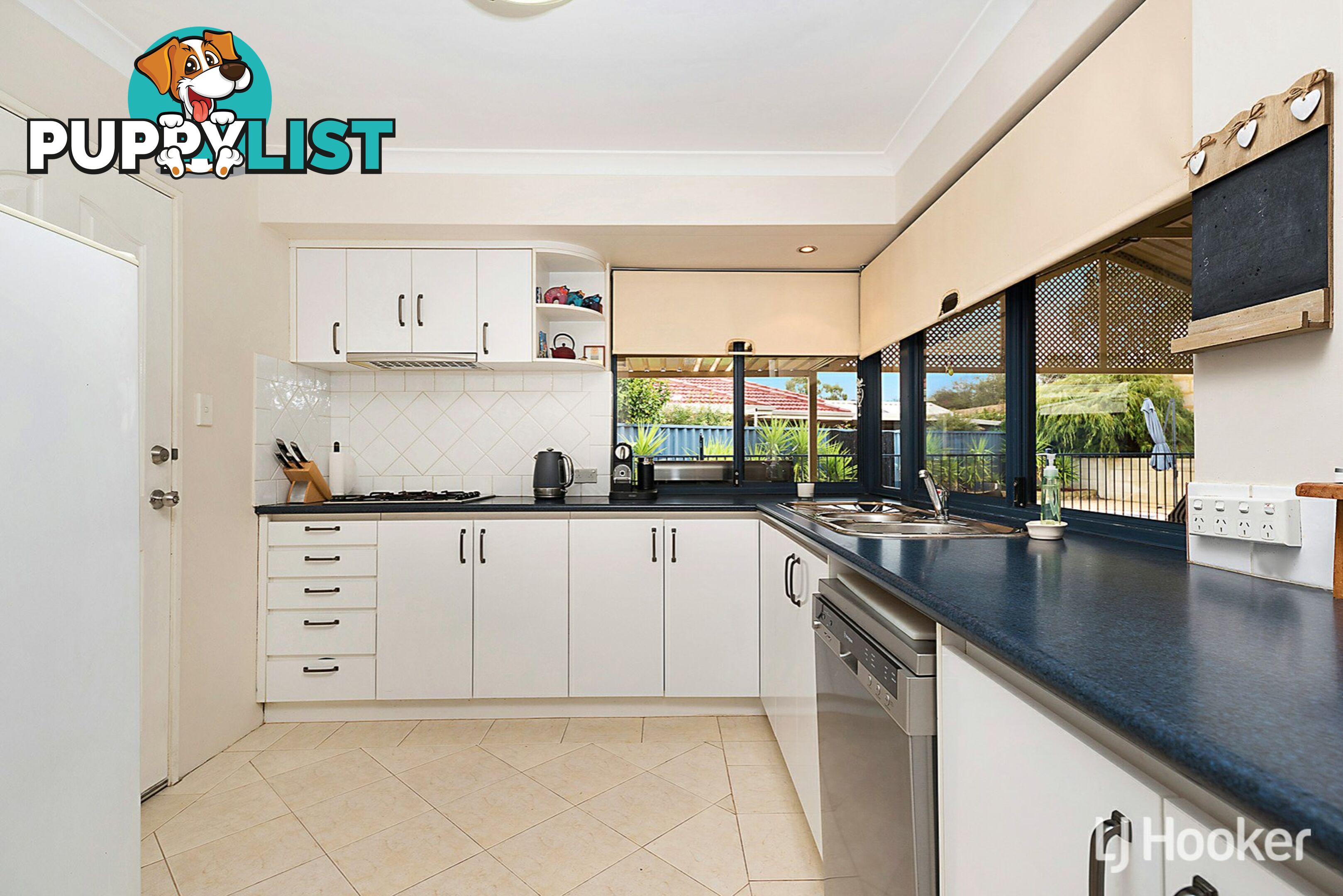 11 Witney Place LEEMING WA 6149