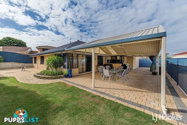 11 Witney Place LEEMING WA 6149