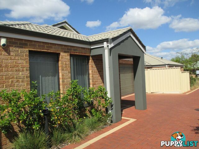 33B Banyard Ave KELMSCOTT WA 6111