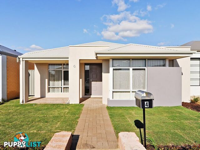 4 Balliol Court PIARA WATERS WA 6112