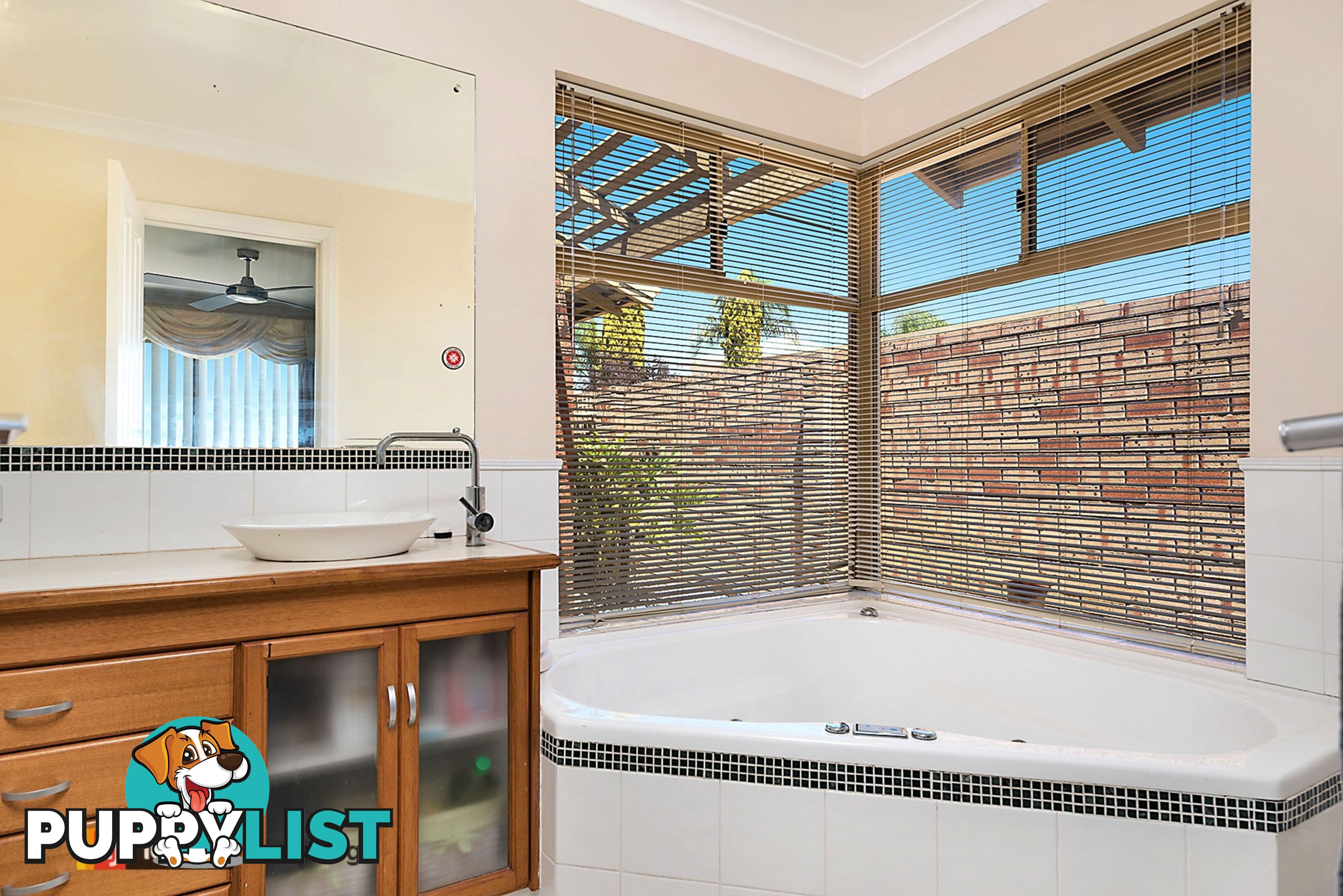 11 Apex Close LEEMING WA 6149