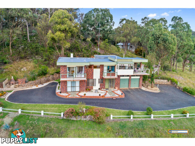 74 Harry McRae Drive Armidale NSW 2350