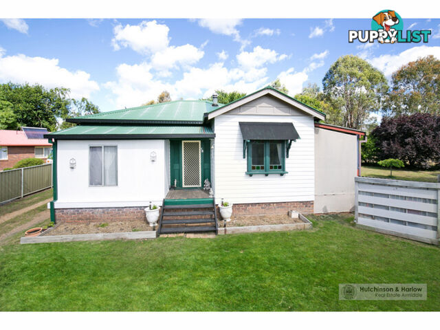 18 Samuelson Crescent Armidale NSW 2350