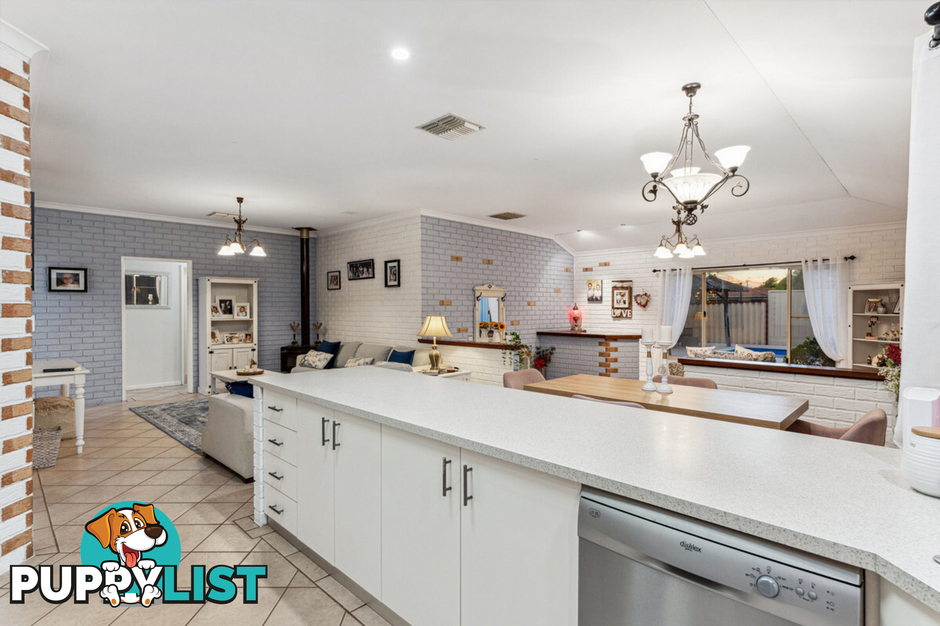 9 Tahlee Retreat CARRAMAR WA 6031