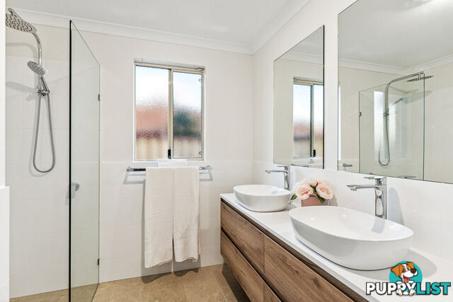 9 Tahlee Retreat CARRAMAR WA 6031