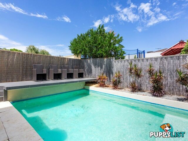 6 Ollera Meander CARRAMAR WA 6031