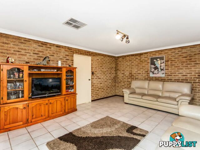 10 Wanill Place WANNEROO WA 6065