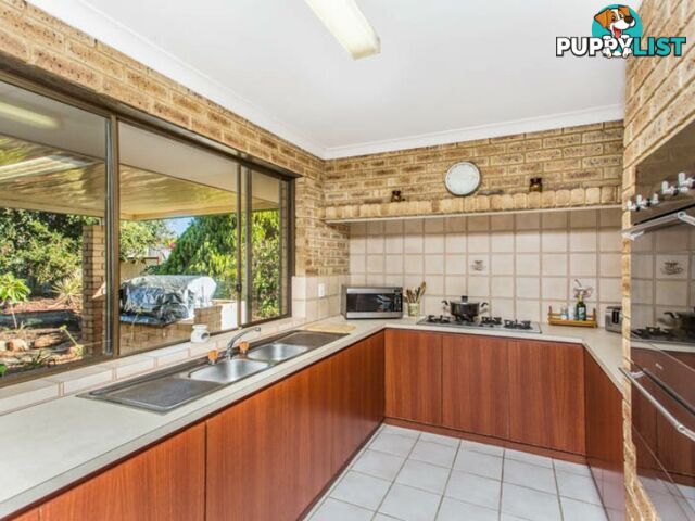 10 Wanill Place WANNEROO WA 6065