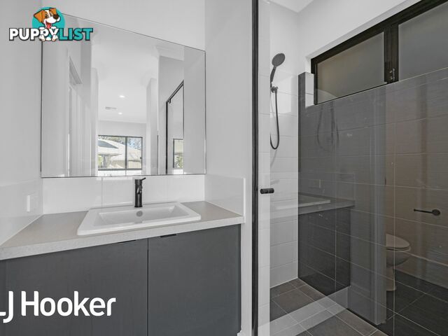 13 Barwon Place YANCHEP WA 6035