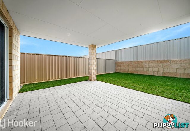 16 Fortescue Boulevard TWO ROCKS WA 6037