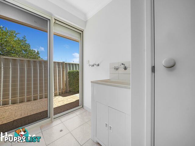 5b Larkfield Vista WOODVALE WA 6026