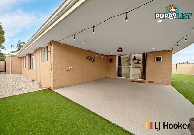 4 Harden Park Trail CARRAMAR WA 6031