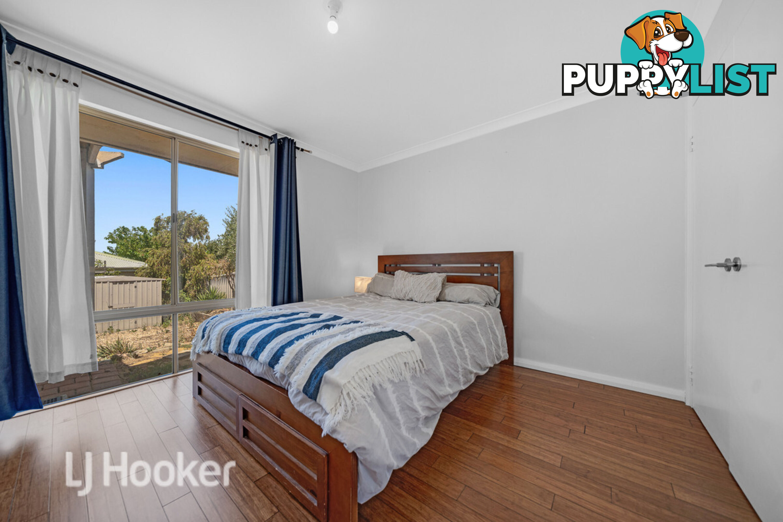 8 Rooke Way CLARKSON WA 6030