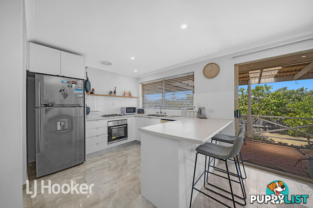 8 Rooke Way CLARKSON WA 6030