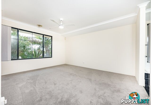 17 PALM CORNER QUINNS ROCKS WA 6030