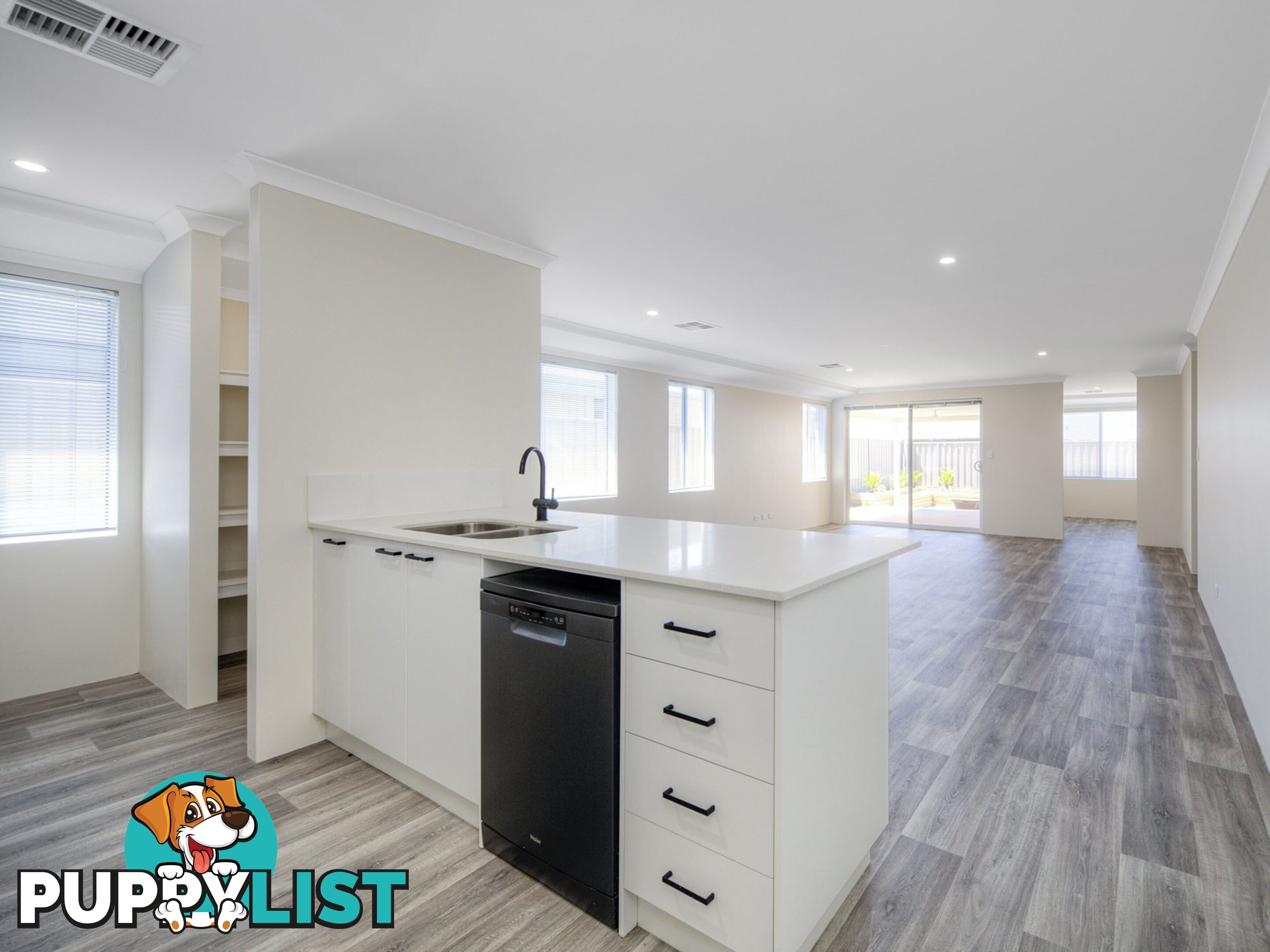 25 Broadgate Boulevard YANCHEP WA 6035