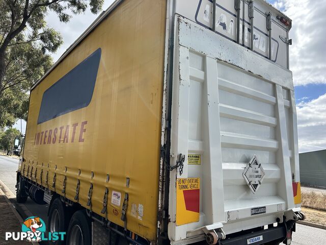 2005 Hino FD1J Ranger Curtainsider Truck
