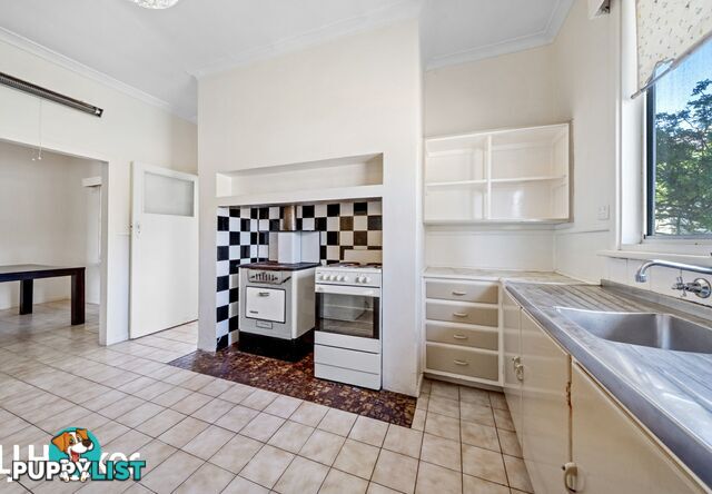 8 Plummer Street EAST VICTORIA PARK WA 6101