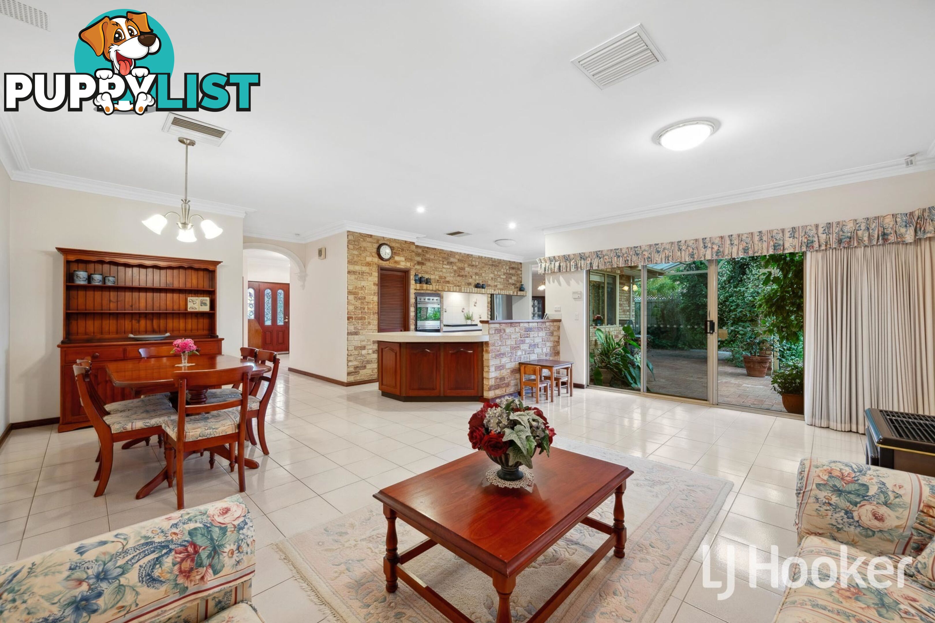 14 Chesters Way WINTHROP WA 6150