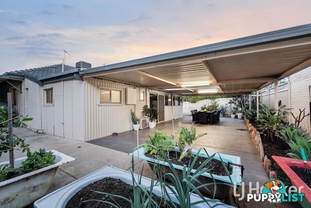 13 Chapman Road ST JAMES WA 6102