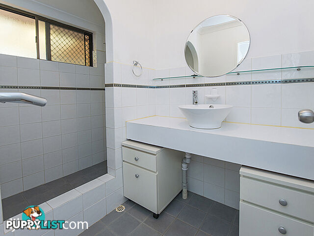 Unit 4/12 Kaliamba Ct CANNINGTON WA 6107
