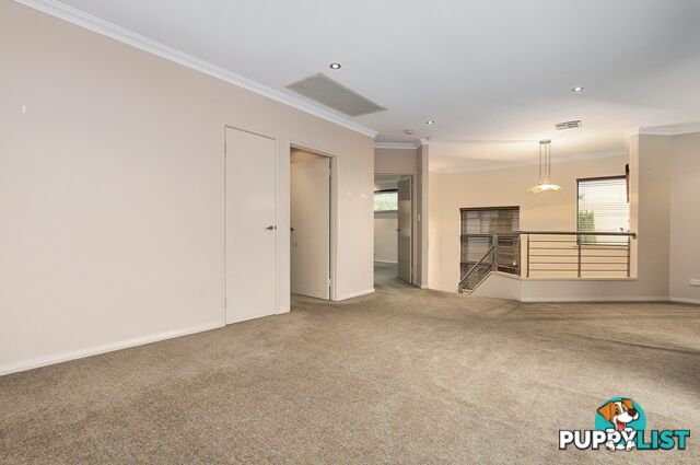 2/125 Hensman Street SOUTH PERTH WA 6151