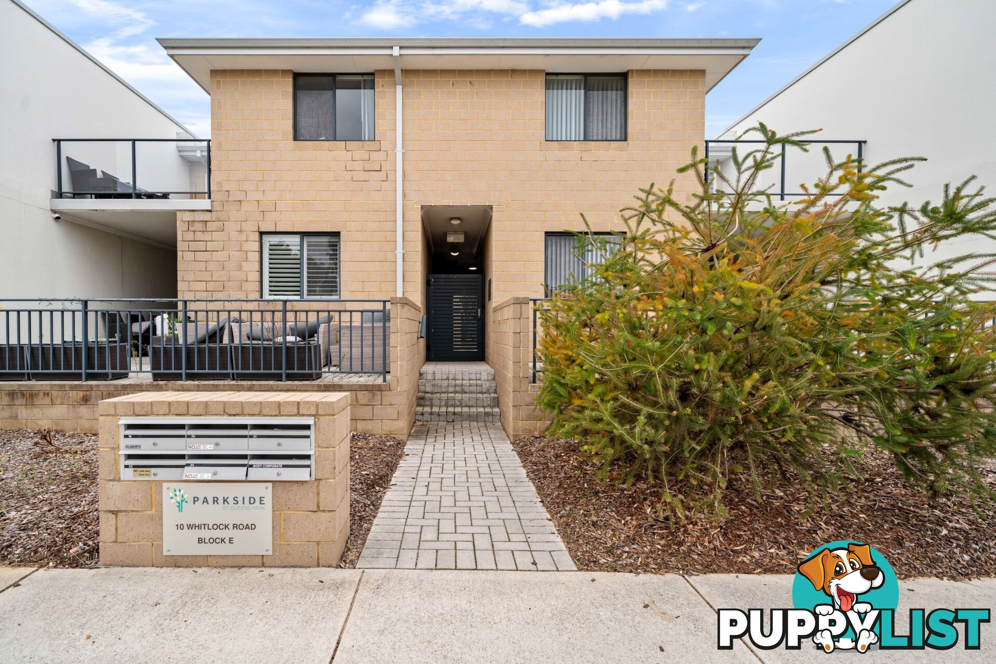 22/10 Whitlock Road QUEENS PARK WA 6107