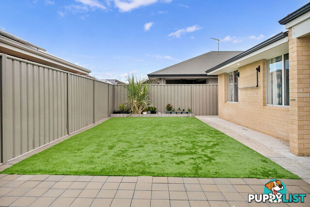 4 Serisier Parkway QUEENS PARK WA 6107