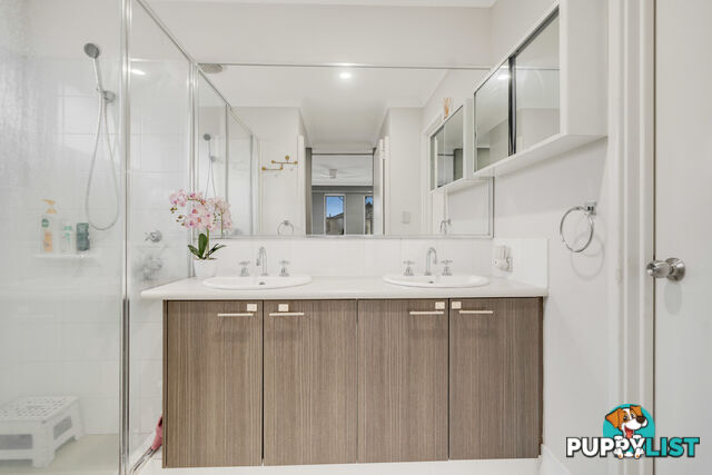 4 Serisier Parkway QUEENS PARK WA 6107