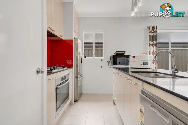 4 Serisier Parkway QUEENS PARK WA 6107