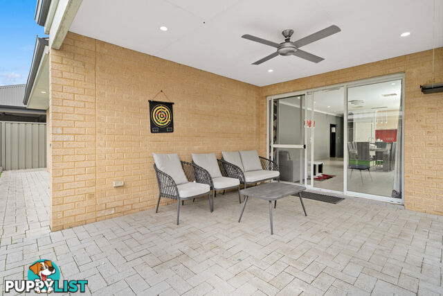 4 Serisier Parkway QUEENS PARK WA 6107