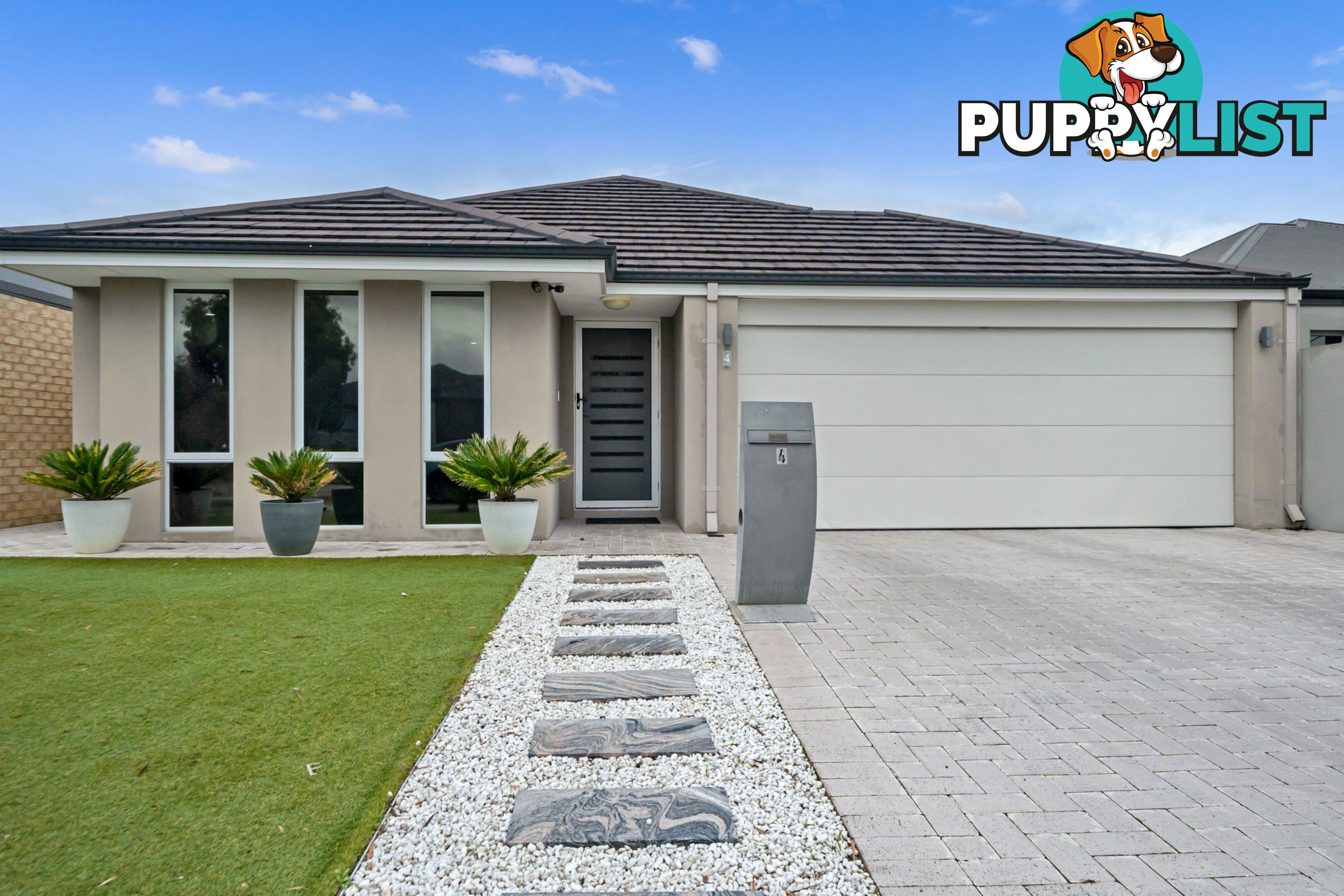 4 Serisier Parkway QUEENS PARK WA 6107