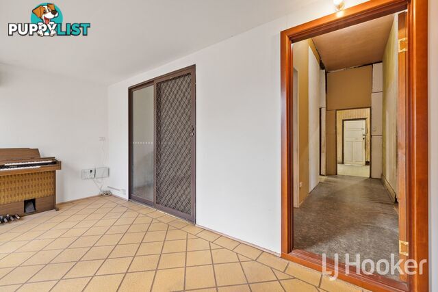 74 Sussex Street EAST VICTORIA PARK WA 6101