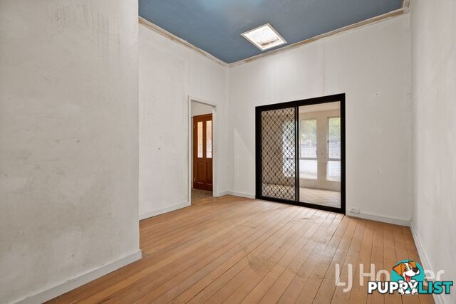 74 Sussex Street EAST VICTORIA PARK WA 6101