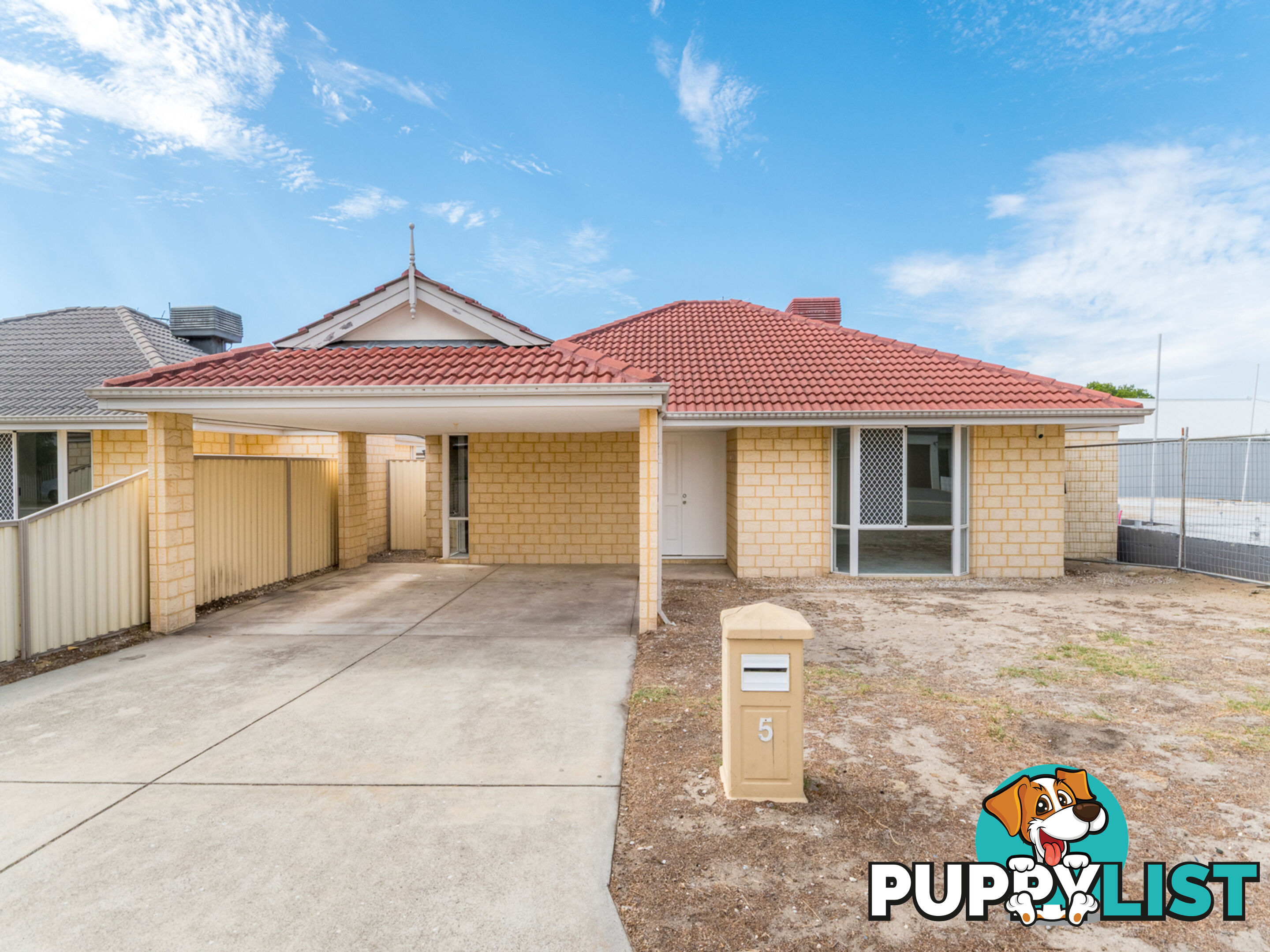 5 Mcintosh St QUEENS PARK WA 6107