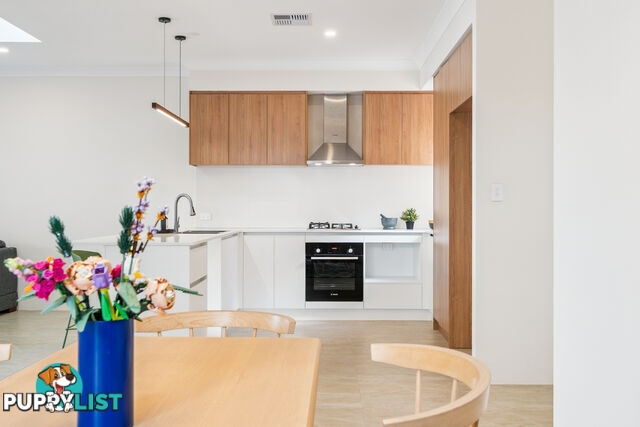 10 Botanical Place CANNING VALE WA 6155