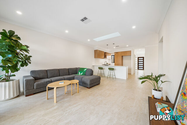 10 Botanical Place CANNING VALE WA 6155
