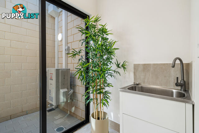10 Botanical Place CANNING VALE WA 6155