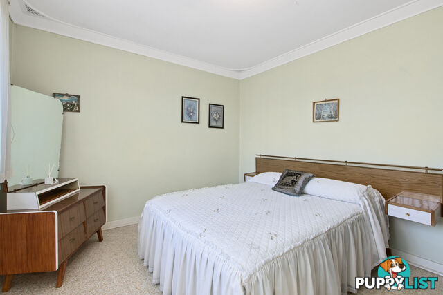 33 Walpole Street ST JAMES WA 6102