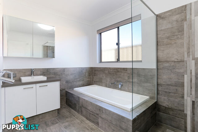 14A Coolgardie St BENTLEY WA 6102