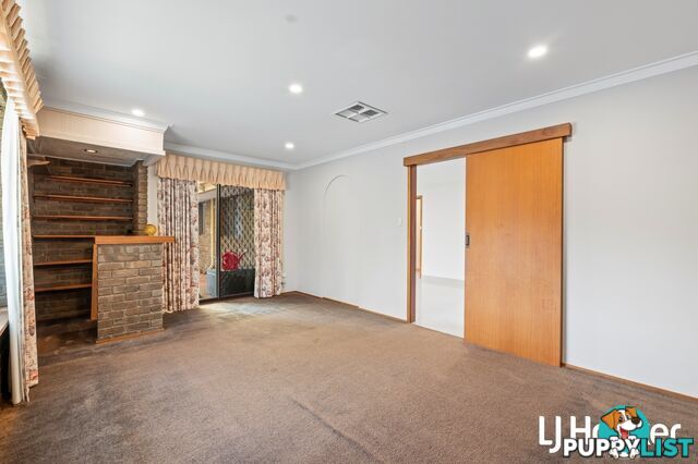 8 Pearson Cr BULL CREEK WA 6149