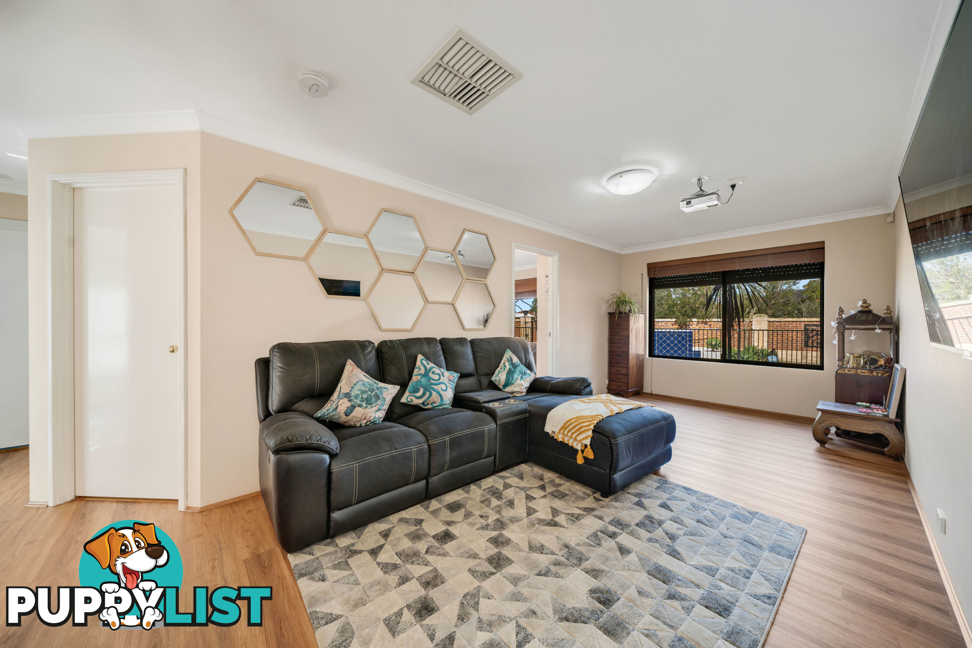 1 Planetree Pass CANNING VALE WA 6155
