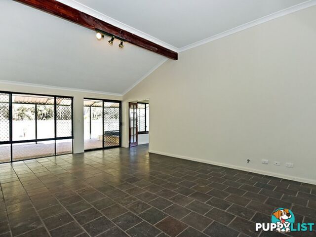 157 Summerlakes Parade BALLAJURA WA 6066