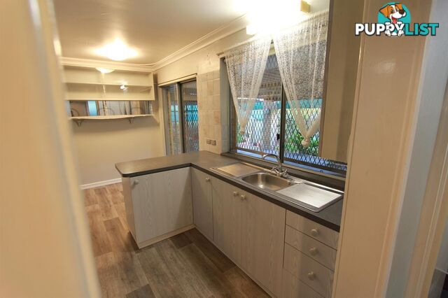 215 Knutsford Av KEWDALE WA 6105