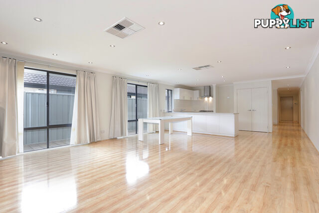 18 Blacksmith St QUEENS PARK WA 6107