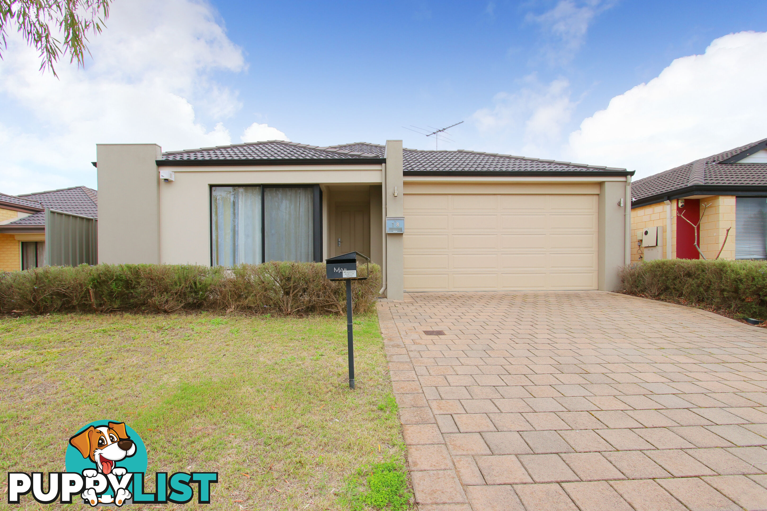 18 Blacksmith St QUEENS PARK WA 6107